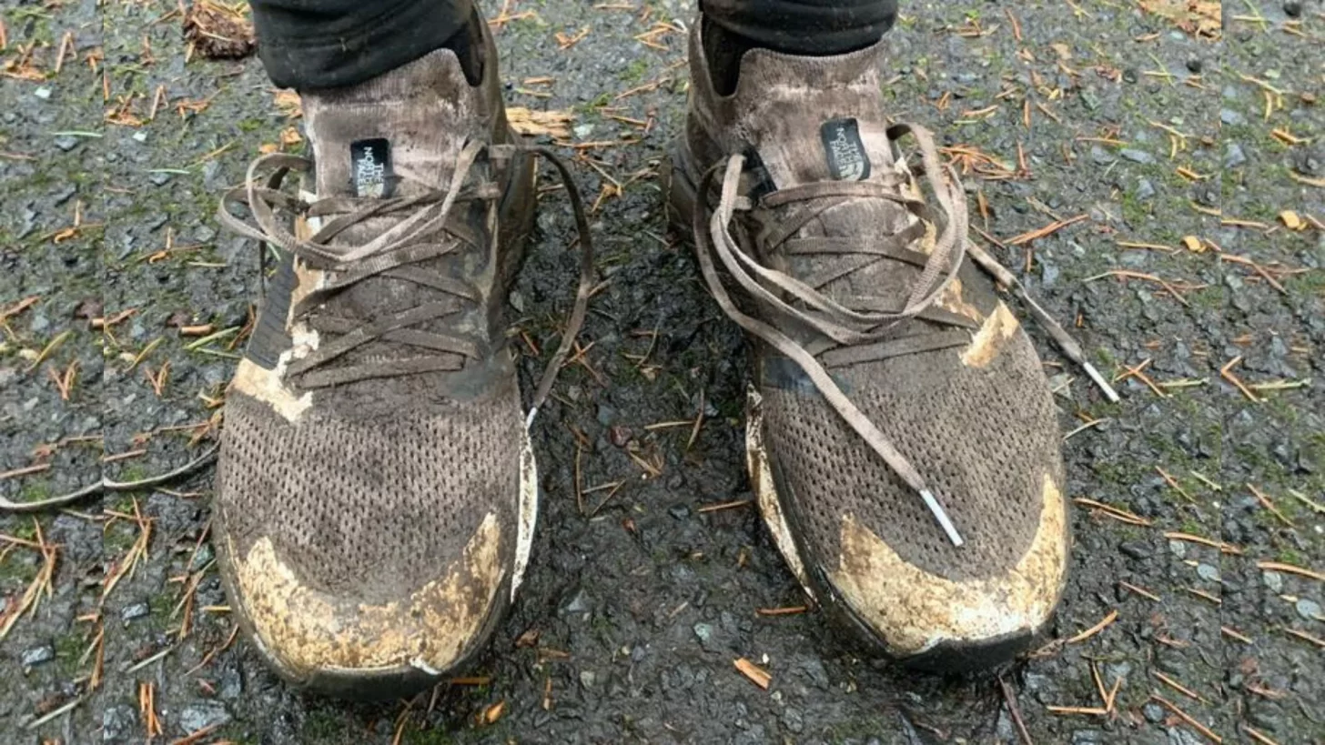 Как долго служат беговые кроссовки? Наш эксперт по снаряжению отвечает на ваши вопросы о том, когда следует заменить беговые кроссовки.