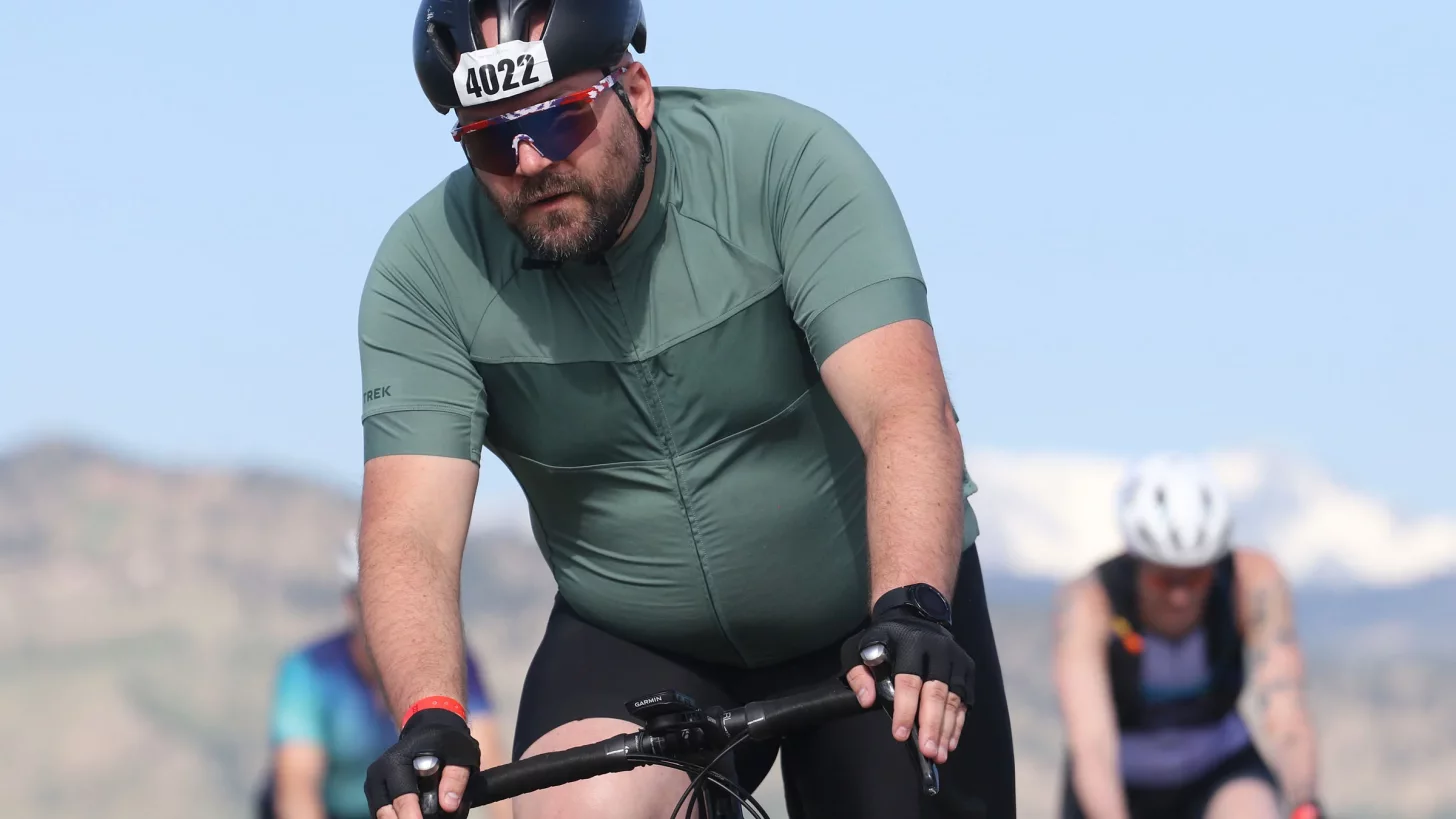 Только что завершили олимпийский триатлон? 70.3 может быть в вашем будущем раньше, чем вы думаете. Этот 6-недельный план подготовки от олимпийского триатлона к 70.3 поможет вам в этом.