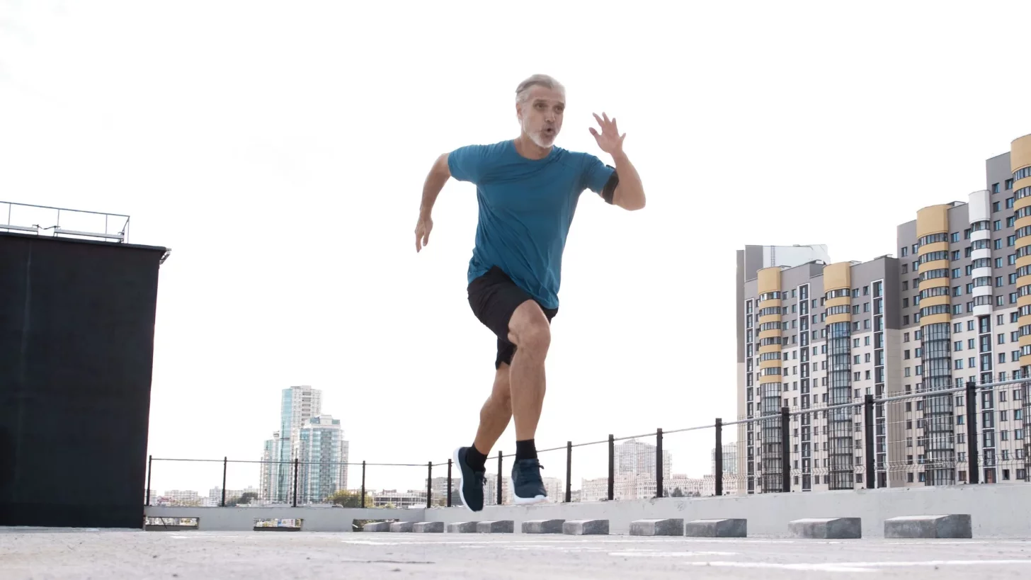 Некоторые триатлонисты удивляются, узнав, что терапия тестостероном - даже назначенная врачом - является запрещенным веществом по правилам WADA.