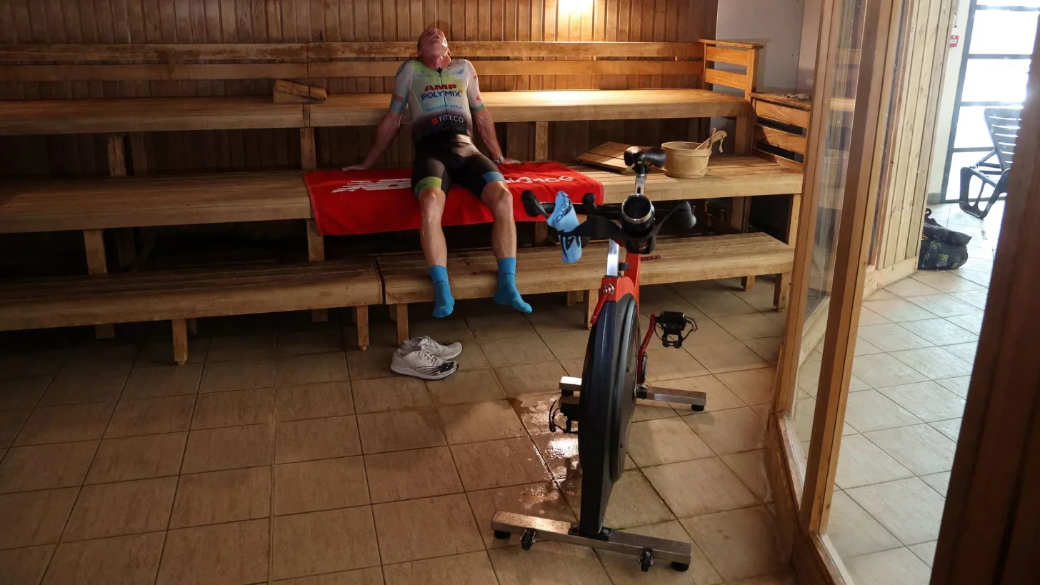 Тренировки в сауне для спортсменов могут улучшить ваши навыки в триатлоне, если использовать их правильно. Узнайте у экспертов, как лучше всего использовать этот вид тепловой тренировки.