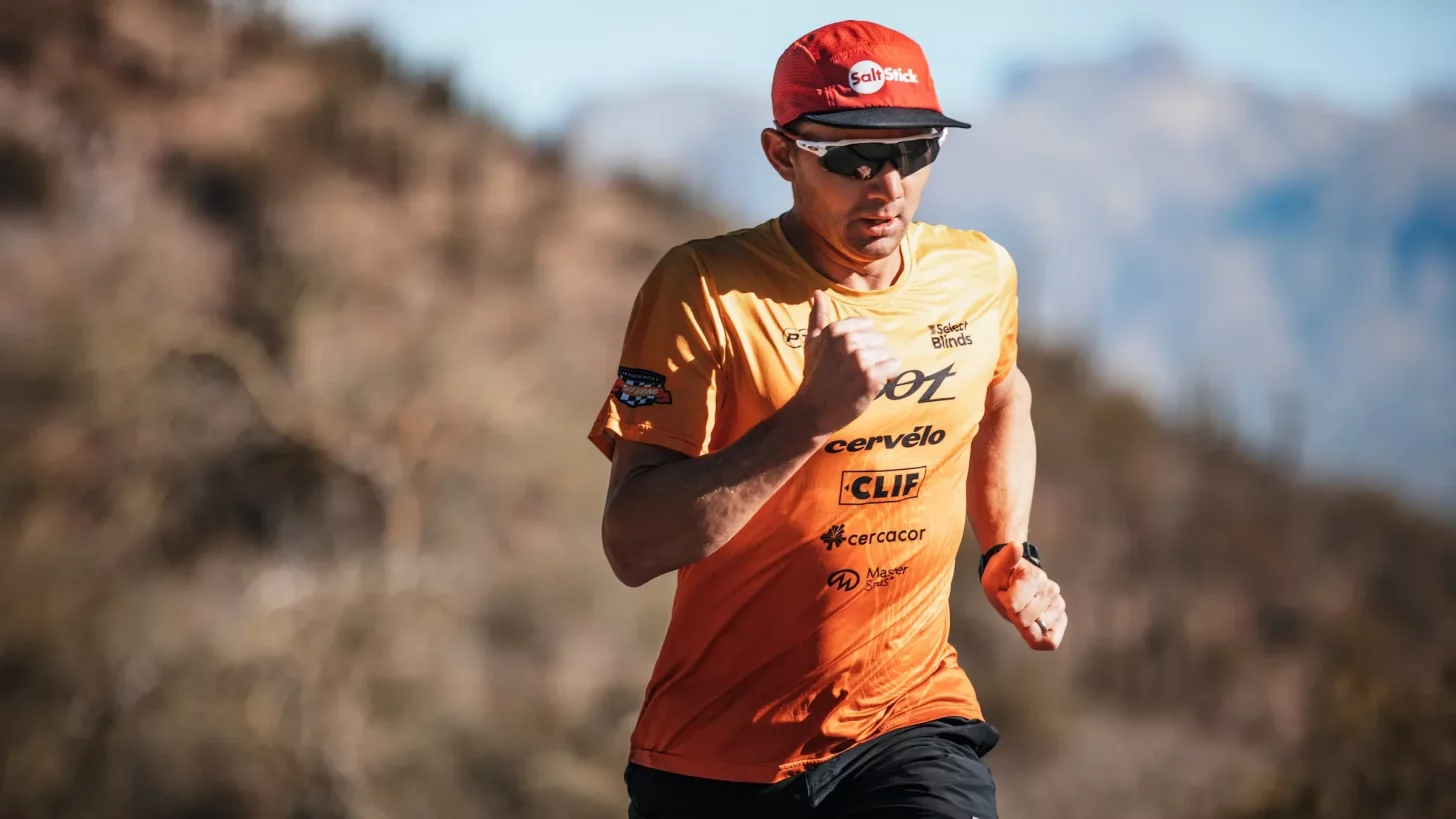 Бен Хоффман тренируется как триатлет в свои 40.