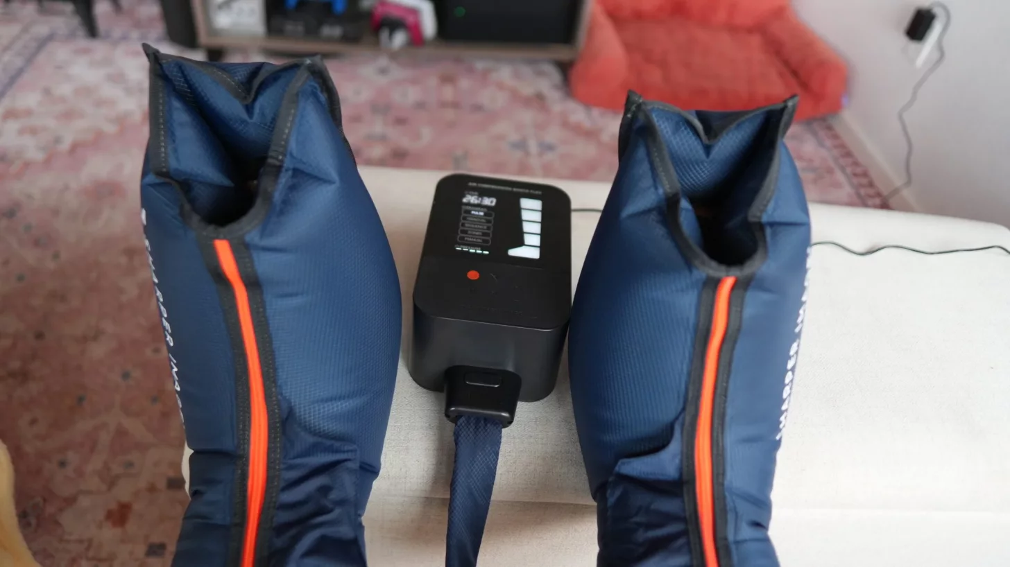 Можно ли злоупотреблять компрессионными ботинками? Мы поговорили с экспертами, чтобы убедиться, что инструмент для восстановления не приведёт к большим проблемам, чем просто боль в мышцах.